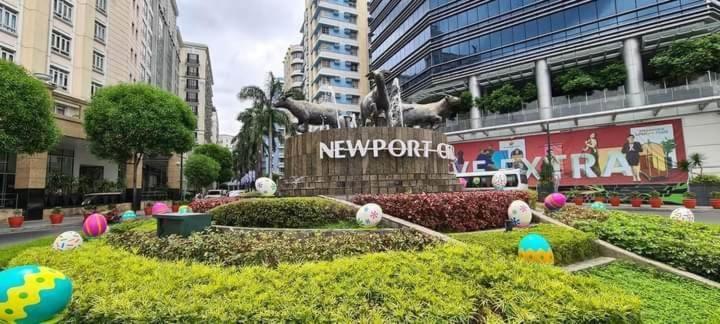 Pasay Condotel Near Naia Terminal 3 Екстер'єр фото